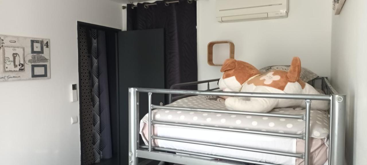 Le Queirele Apartman Le Lavandou Kültér fotó